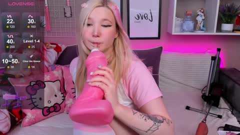 MeowkaKitty online show from February 4, 2025, 12:51 am