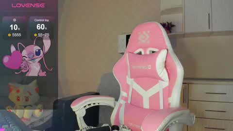 meowli online show from September 30, 2025, 3:28 pm