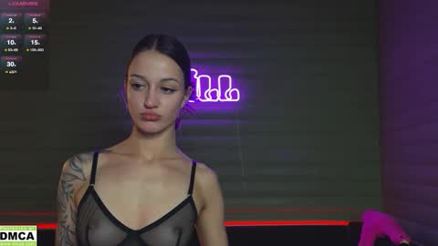 Snapshot of meowluv chatting on September 18, 2025, 6:32 pm NIKKY STIVE Every day from 1000 to 200 EST time. online show from September 18, 2025, 6:32 pm