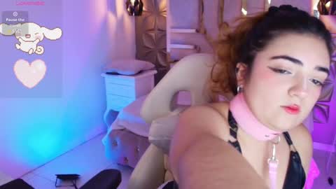 Snapshot of meraki_fraise chatting on October 10, 2025, 11:04 pm online show from October 10, 2025, 11:04 pm