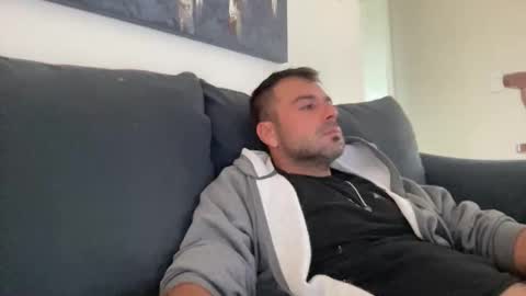 Mercedes190d online show from April 10, 2026, 11:59 am