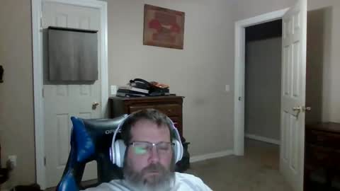 Snapshot of mercer1977 chatting on February 11, 2026, 1:49 pm mercer1977 online show from February 11, 2026, 1:49 pm