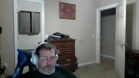 Snapshot of mercer1977 chatting on February 27, 2026, 6:46 am mercer1977 online show from February 27, 2026, 6:46 am