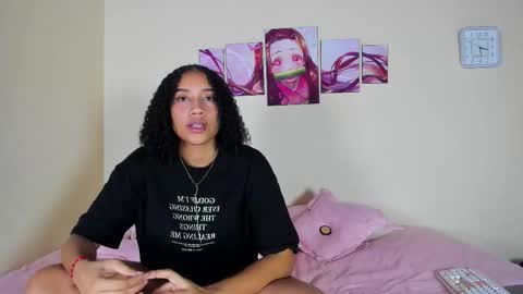 Snapshot of meredit_cristi23 chatting on February 6, 2026, 3:33 am CRISTI AND MEREDIT online show from February 6, 2026, 3:33 am