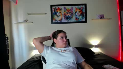 Snapshot of meredit_cristi23 chatting on February 26, 2026, 6:29 pm CRISTI AND MEREDIT online show from February 26, 2026, 6:29 pm