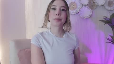 Snapshot of meredit_lane chatting on June 11, 2026, 11:41 am online show from June 11, 2026, 11:41 am