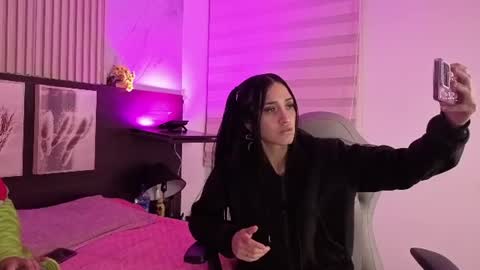 meredith_spencer online show from July 11, 2026, 4:37 am
