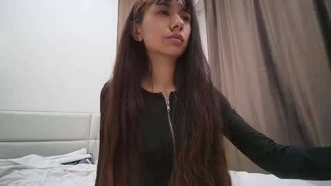 Snapshot of meriannabell chatting on January 11, 2026, 12:37 am meriannabell online show from January 11, 2026, 12:37 am