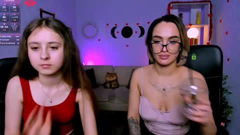 Snapshot of merida_colt chatting on February 22, 2026, 5:33 pm Merida online show from February 22, 2026, 5:33 pm