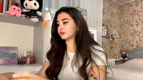 Snapshot of merlenegnoza chatting on November 20, 2025, 5:56 pm Enni online show from November 20, 2025, 5:56 pm