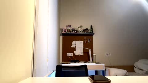 Snapshot of merlesien chatting on January 15, 2026, 7:24 am Joan online show from January 15, 2026, 7:24 am