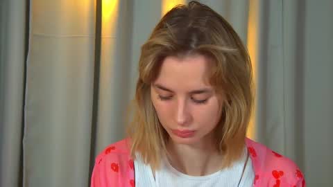 Snapshot of merlinmeyer chatting on February 1, 2026, 6:23 am Merlin online show from February 1, 2026, 6:23 am