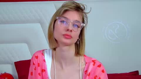 Snapshot of merlinmeyer chatting on February 21, 2026, 6:47 am Merlin online show from February 21, 2026, 6:47 am