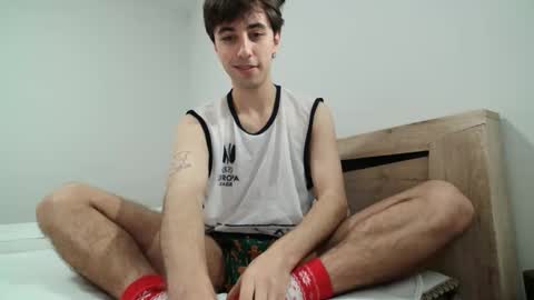 Snapshot of merry_mark chatting on December 16, 2025, 7:35 am Mark online show from December 16, 2025, 7:35 am