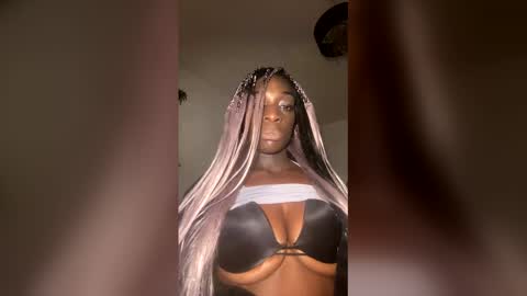 Snapshot of mertonalexis chatting on May 26, 2026, 6:37 pm Alexismerton online show from May 26, 2026, 6:37 pm