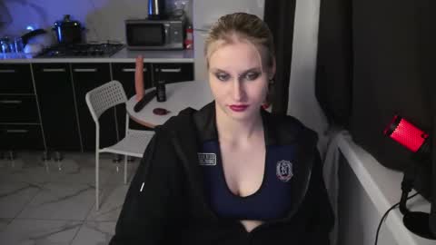 Snapshot of mertyxxx chatting on February 22, 2026, 10:08 pm Merty online show from February 22, 2026, 10:08 pm