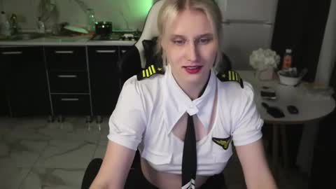 Snapshot of mertyxxx chatting on March 3, 2026, 10:37 pm Merty online show from March 3, 2026, 10:37 pm