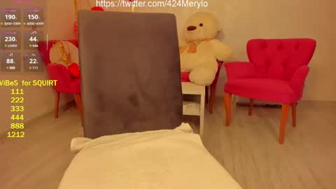 Snapshot of mery_lo chatting on February 17, 2025, 12:32 am  Mery lo  online show from February 17, 2025, 12:32 am