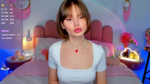 Snapshot of merylew chatting on October 15, 2025, 5:29 am Anna online show from October 15, 2025, 5:29 am