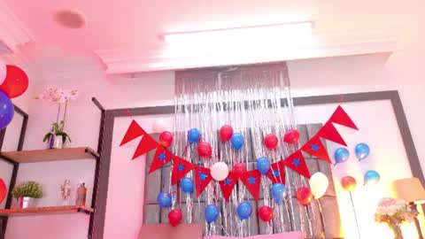 Mery Stone online show from July 5, 2026, 4:52 am