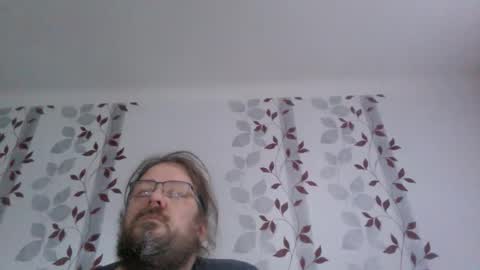 ask me online show from November 21, 2025, 7:18 am