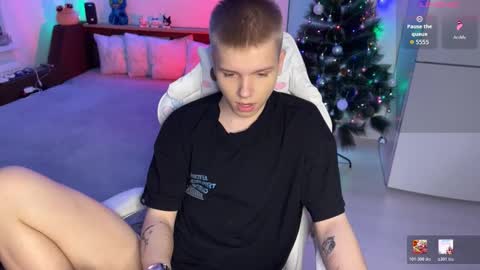 Snapshot of metratok chatting on December 21, 2025, 8:21 am Arthur online show from December 21, 2025, 8:21 am
