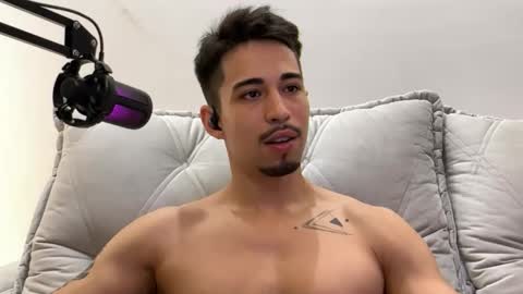 Snapshot of mettew22cm chatting on December 23, 2025, 6:00 am mettew22cm online show from December 23, 2025, 6:00 am