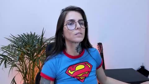 Meurif online show from March 8, 2025, 6:58 pm