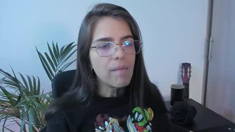 Snapshot of meurief chatting on February 17, 2026, 3:51 pm Meurif online show from February 17, 2026, 3:51 pm