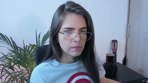 Snapshot of meurief chatting on February 19, 2026, 2:13 pm Meurif online show from February 19, 2026, 2:13 pm