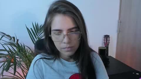 Snapshot of meurief chatting on February 23, 2026, 11:24 pm Meurif online show from February 23, 2026, 11:24 pm