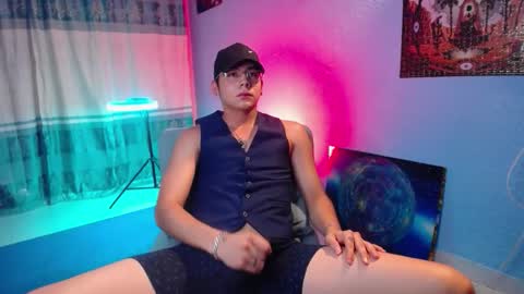 Jhon online show from March 25, 2026, 1:55 am