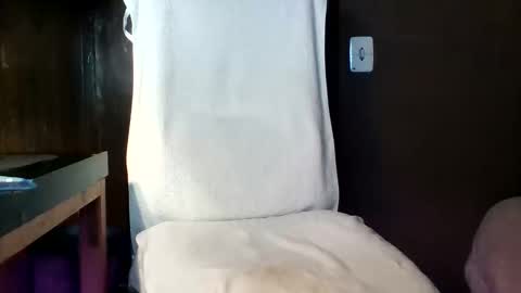 Snapshot of mexshot chatting on February 19, 2026, 11:56 pm mexshot online show from February 19, 2026, 11:56 pm