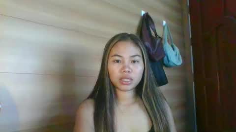 Snapshot of mey_queen chatting on January 19, 2026, 3:21 am mey_queen online show from January 19, 2026, 3:21 am
