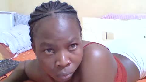 Meybel online show from June 17, 2026, 2:25 am