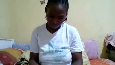 Meybel online show from July 1, 2026, 7:35 pm