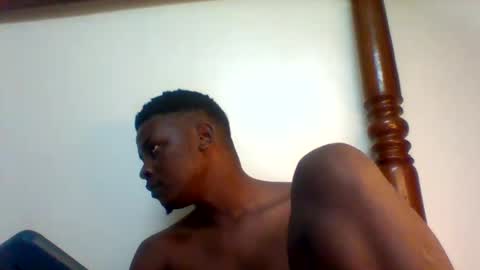 tsulai online show from October 31, 2025, 2:34 am