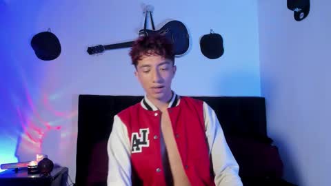 Snapshot of mhatias_ chatting on February 18, 2026, 1:56 am MATHIAS online show from February 18, 2026, 1:56 am