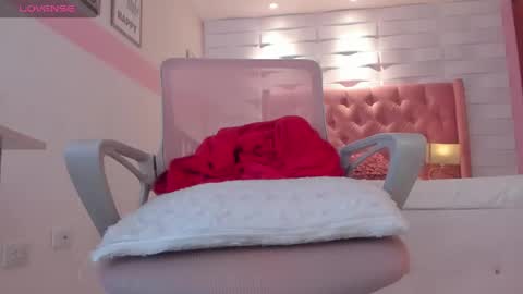 Snapshot of mhellissaw chatting on March 1, 2025, 6:46 am melissa online show from March 1, 2025, 6:46 am