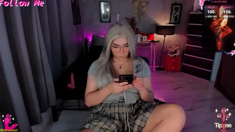 miss devil online show from December 16, 2025, 1:21 am