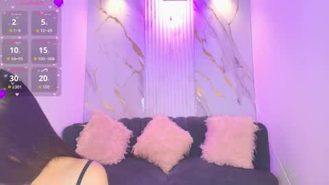 Mhia Kate online show from December 5, 2025, 12:03 pm