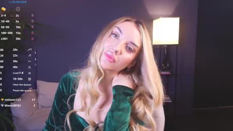 Snapshot of mi1a_ chatting on December 5, 2025, 3:26 am mi1a_ online show from December 5, 2025, 3:26 am