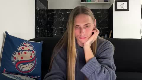 Snapshot of mi_chyort chatting on January 8, 2026, 5:04 pm Misha online show from January 8, 2026, 5:04 pm