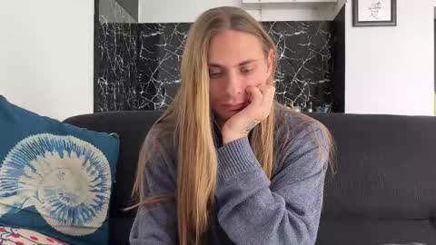 Snapshot of mi_chyort chatting on January 15, 2026, 11:15 am Misha online show from January 15, 2026, 11:15 am