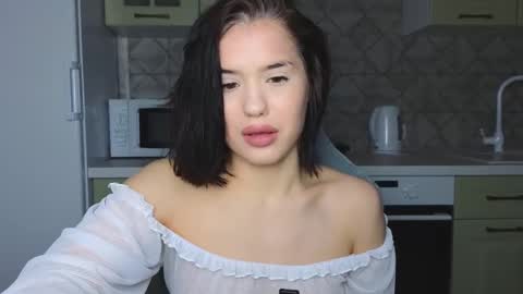 Snapshot of mia___lunaa chatting on February 26, 2025, 9:48 pm Mia online show from February 26, 2025, 9:48 pm