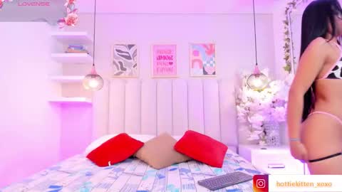 mia__bailey_ online show from March 18, 2026, 3:09 am