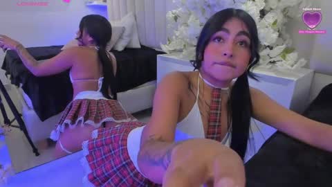 mia__bailey_ online show from April 9, 2026, 6:19 am
