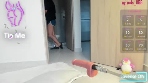 Mia adams  online show from February 12, 2025, 10:04 pm