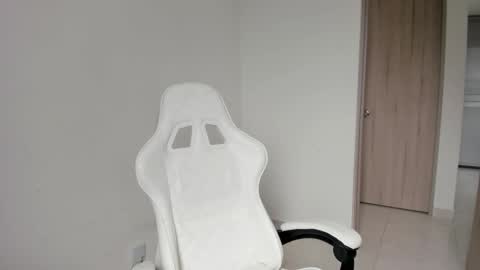 Mia adams  online show from March 7, 2025, 5:06 pm