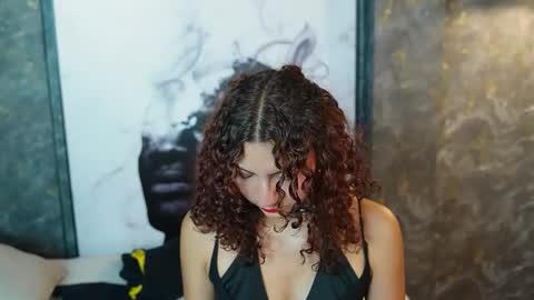 Snapshot of mia_belmont chatting on April 7, 2026, 7:03 pm Belmont and Mia online show from April 7, 2026, 7:03 pm